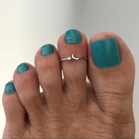 🌙 TOP SELLER🌙 Silver Tiny Crescent Moon and CZ Star Ring, Silver Rings Celestial - Picture 9 of 9